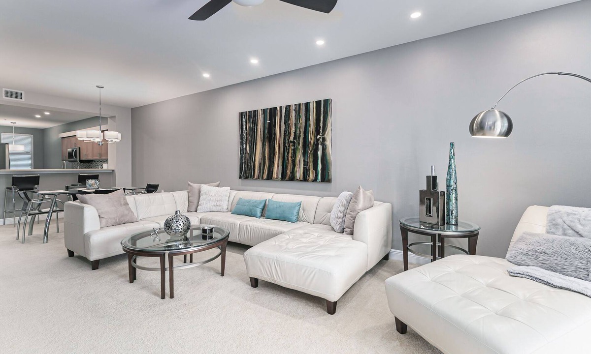 Iona Condo | 10 min away from FT. Myers Beach! Beautiful family sized condo.