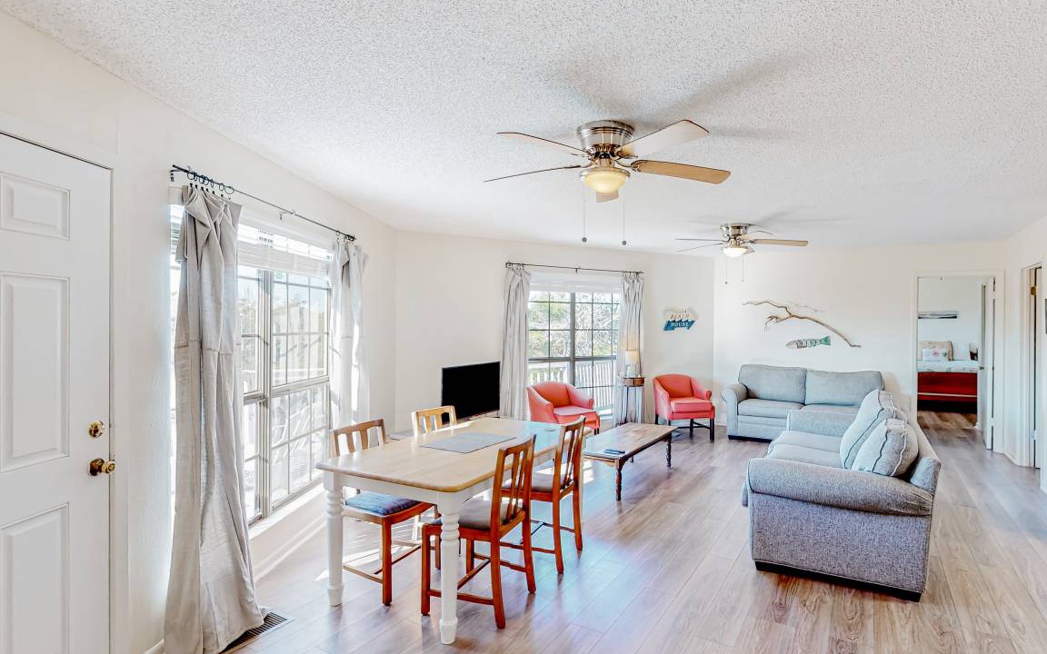 Surf Side Shores House | 100 m² Maisonette ∙ 2 bedrooms ∙ 8 guests