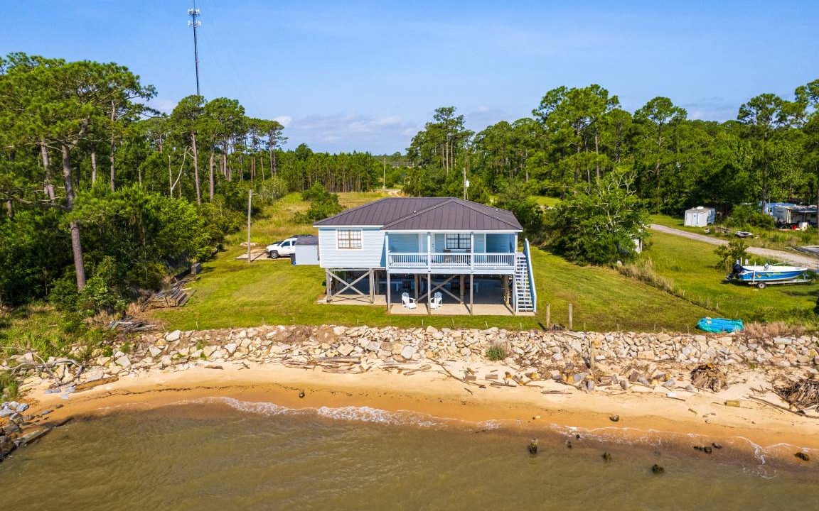 Theodore House | 114 m² House ∙ 2 bedrooms ∙ 10 guests