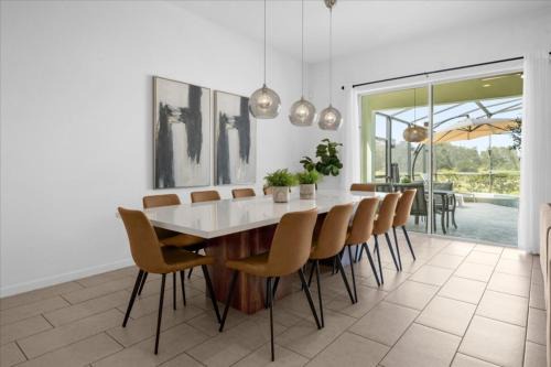 Loughman House | 12 Bedrooms 115 Bathrooms Solterra 6052 Bd