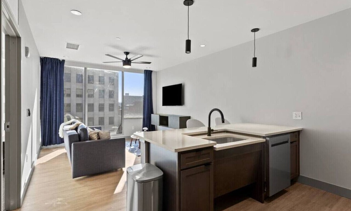 Downtown Condo | 175 LEX - Walkable Downtown Lexington Condo