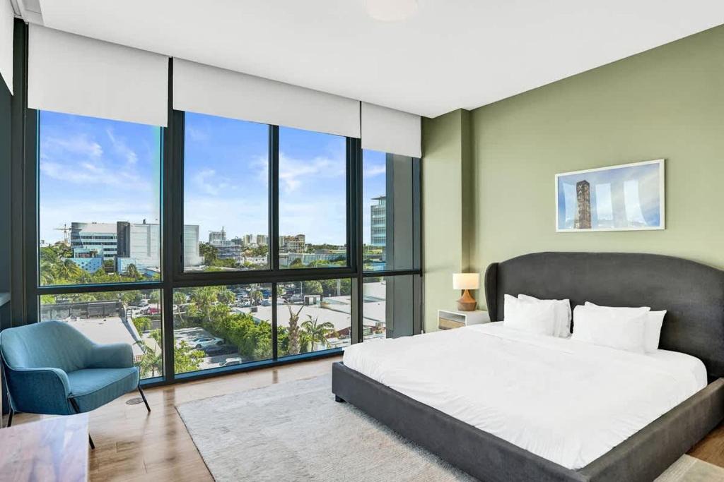 West Avenue House | 17WEST Spacious 2BR Apartment with Balcony 510
