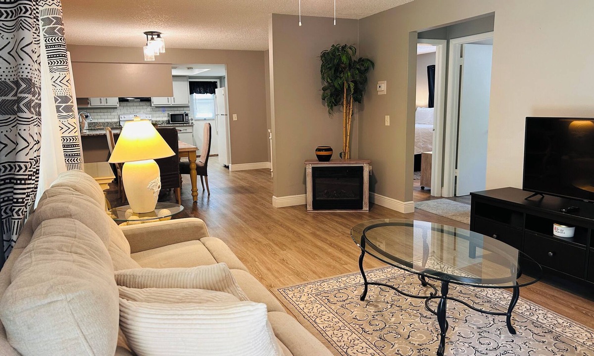 New Port Richey Villa | 2-Bedroom villa in peaceful Downtown New Port Richey.