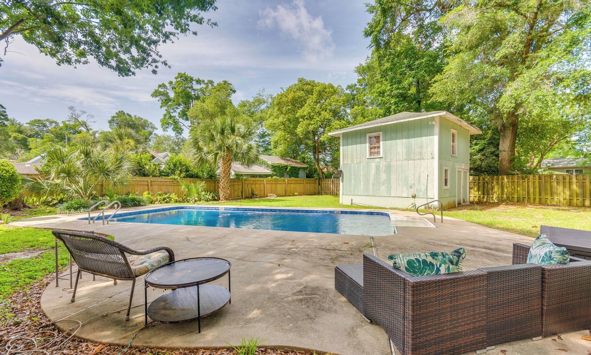 East Hill House | < 2 Mi to Dtwn Pensacola: Peaceful Home w/Patio
