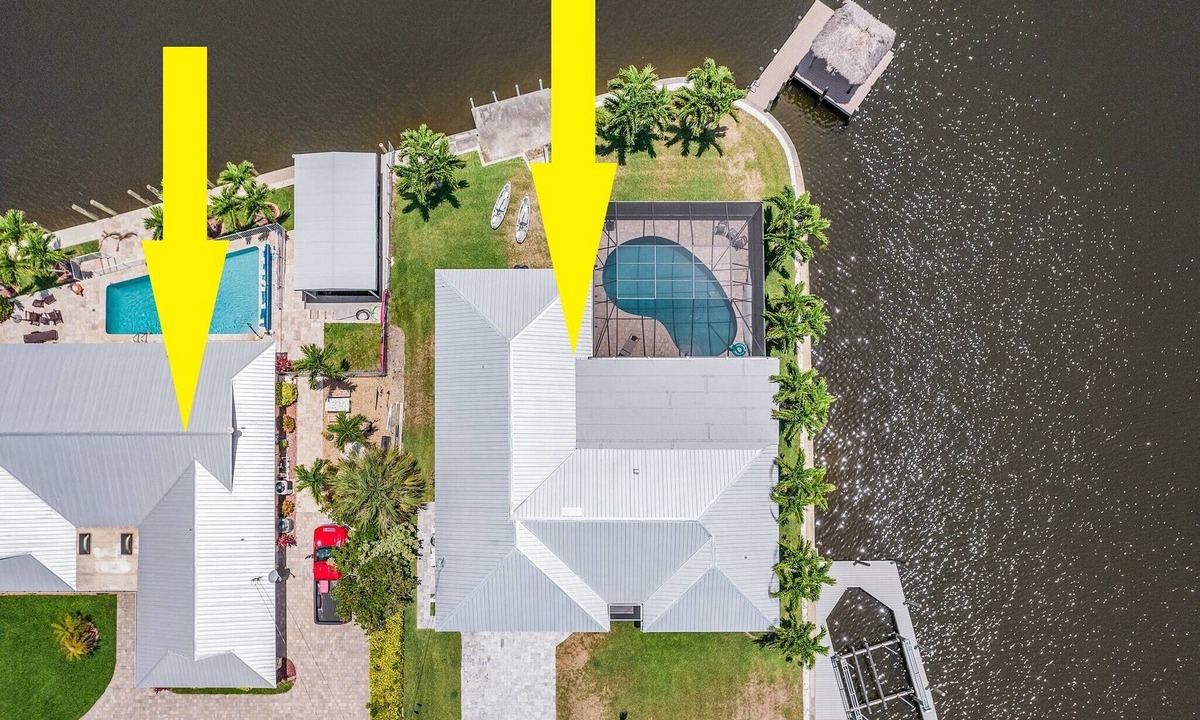 Caloosahatchee House | 2 Waterfront Villas, Dual Pools, Gulf Access & Tiki Hut Escape - Everlasting Paradise - Roelens