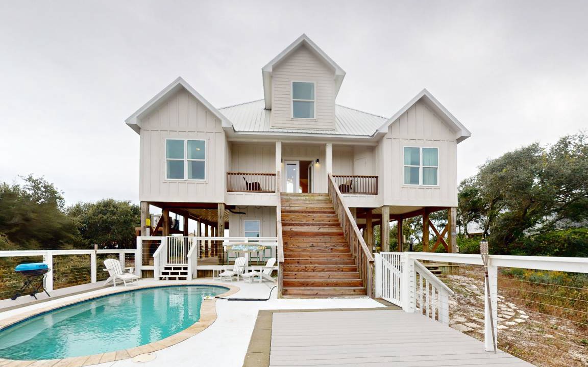 Surf Side Shores House | 218 m² House ∙ 6 bedrooms ∙ 12 guests
