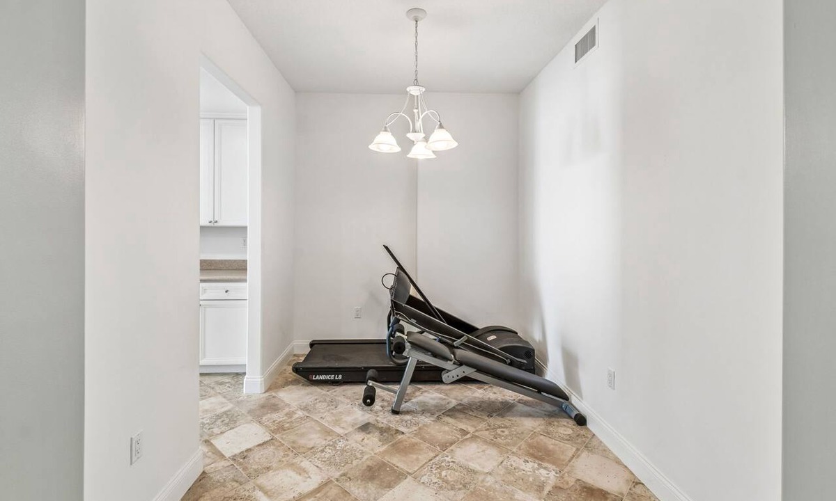 Interchange Square Condo | 3/2 Waterfront condo just 5 miles from downtown Melbourne off US! Move in ready