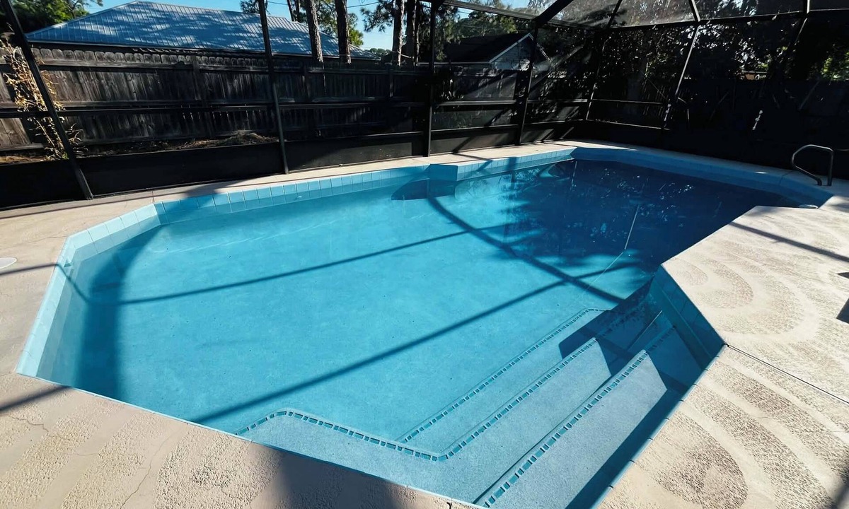 Cocoa House | 3-bedroom house in peaceful Cocoa with cool AC and pretty poolside views