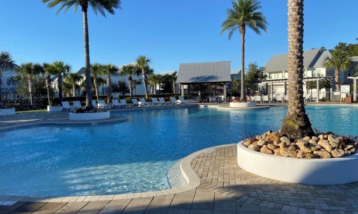 WaterSound Beach Condo | 30A BIG EASY-"Le Bon Temps Roule" on 30A nOffering 10% Discount for Weekly Stay