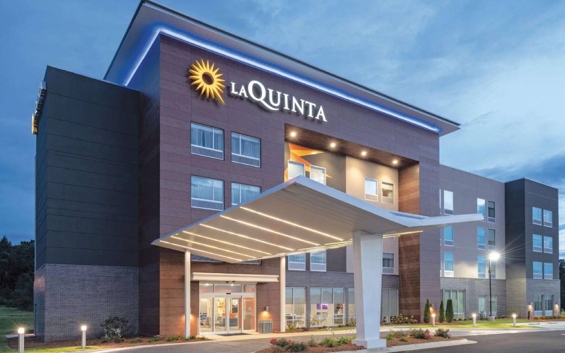 Opelika Hotel | 38 m² Hotel ∙ 127 guests