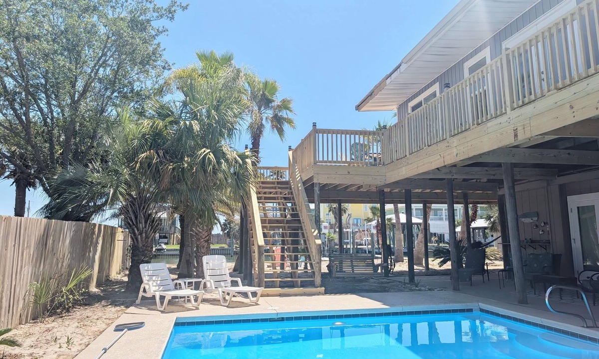 Fort Morgan Pines House | 4 Br 3 Ba - Bay Front Property W/Private Pool