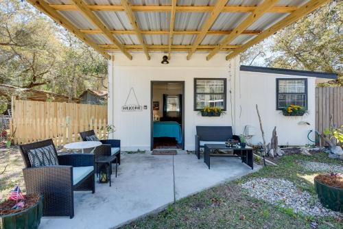 Magnolia Bluffs Apartment | 6 Mi to St George Island: Cozy Gulf Coast Retreat!