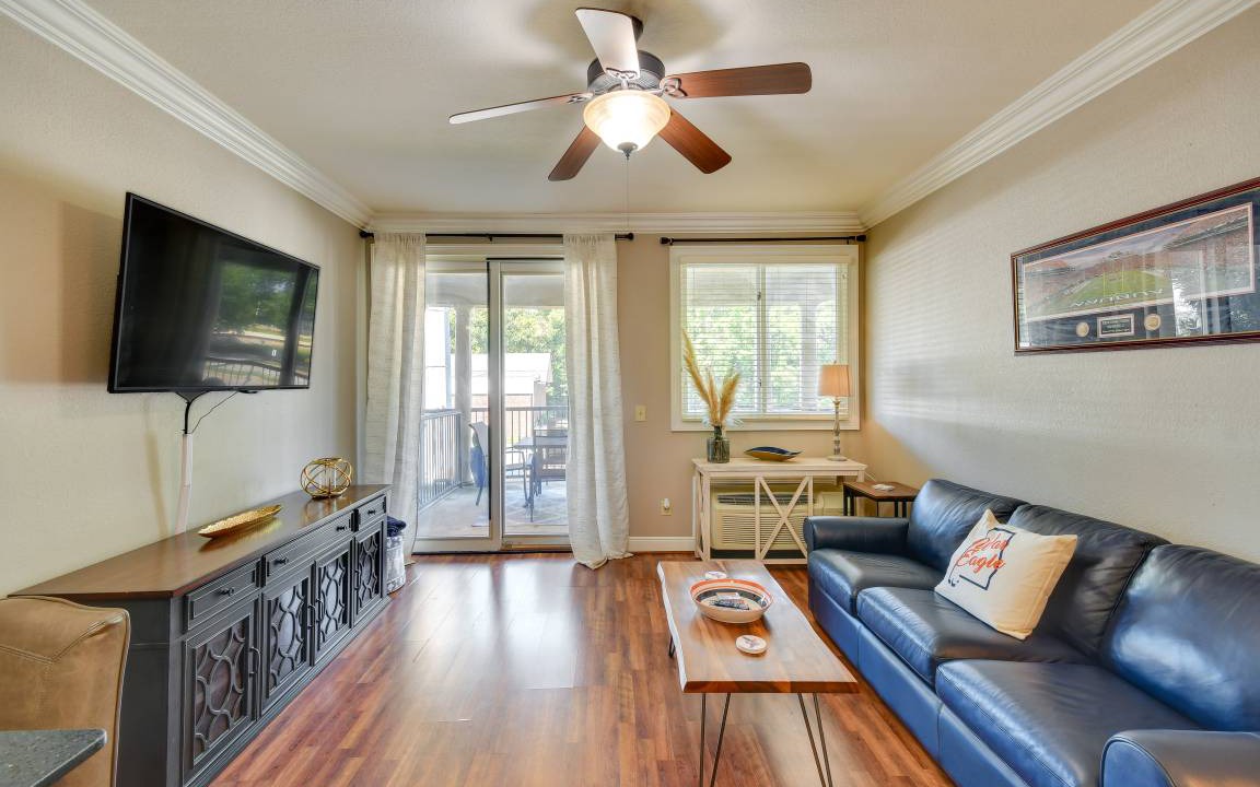 Auburn Apartment | 71 m² Apartment ∙ 1 bedroom ∙ 4 guests