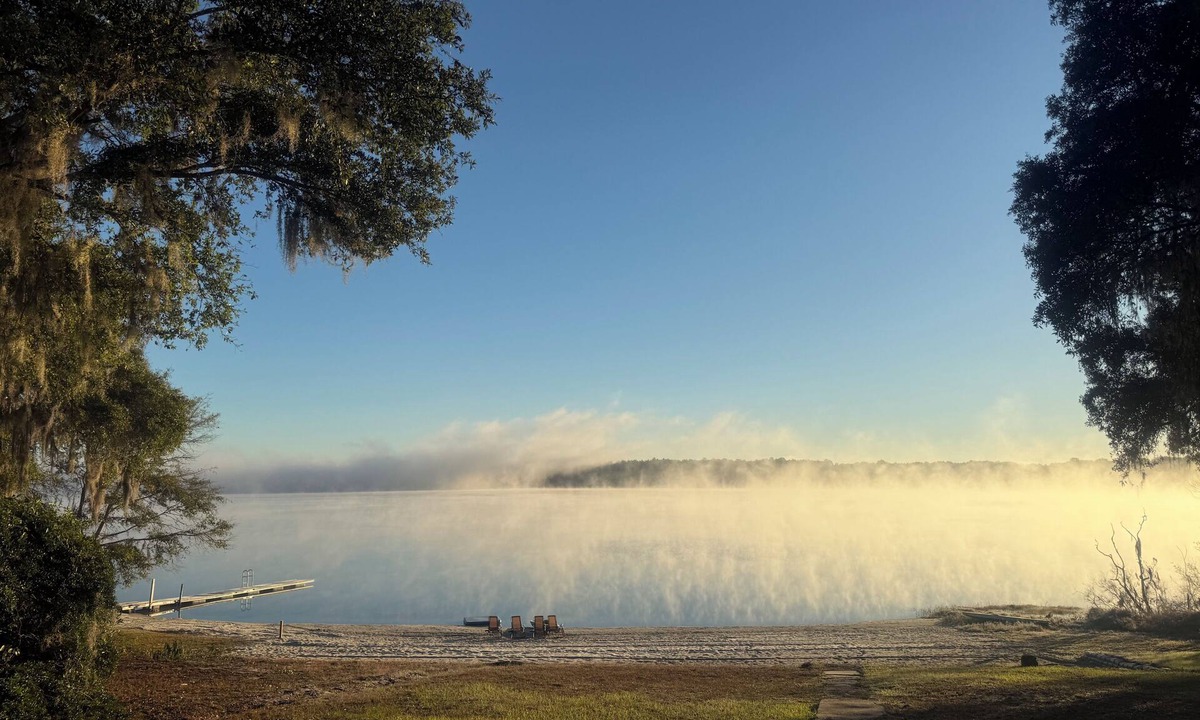 Putnam Hall House | A unique vacation resort- former Florida Governor’s family estate lake house