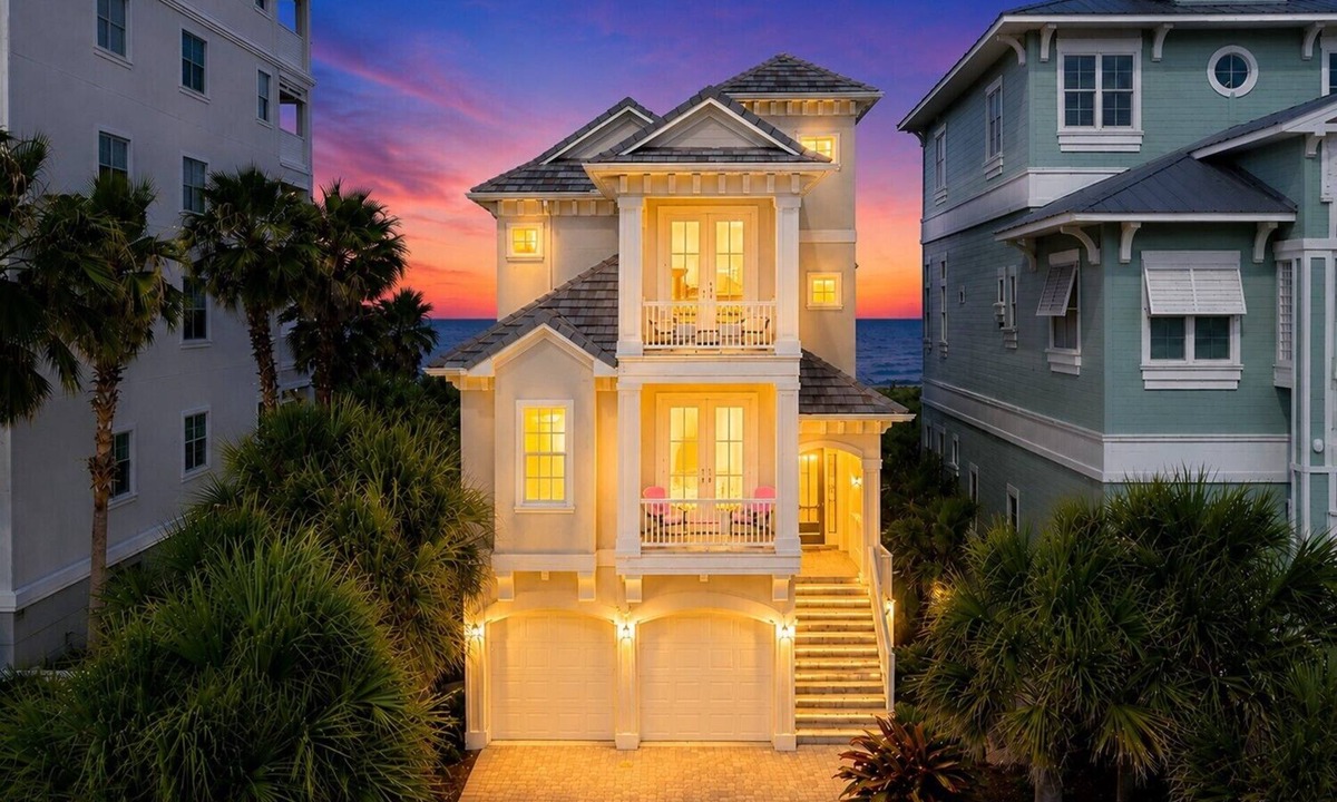 Palm Coast House | Atlantic Star in Cinnamon Beach! Direct Oceanfront Private Home Paradise!