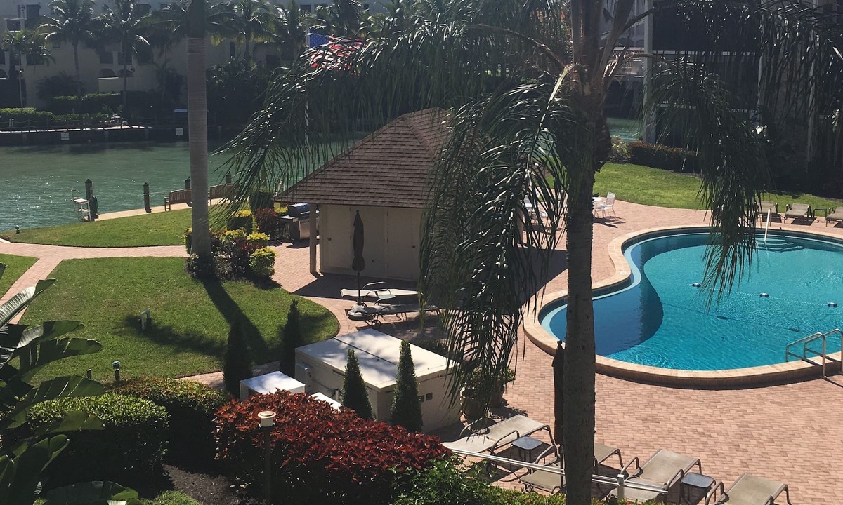 Moorings Condo | Bayfront Condo across the Street from Gulf Beaches in Ideal Naples Location