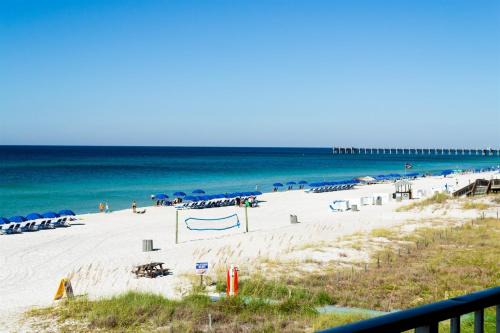 Panama City Beach Apartment | Beachfront, Free beach service, No fees-CC305 Pcb