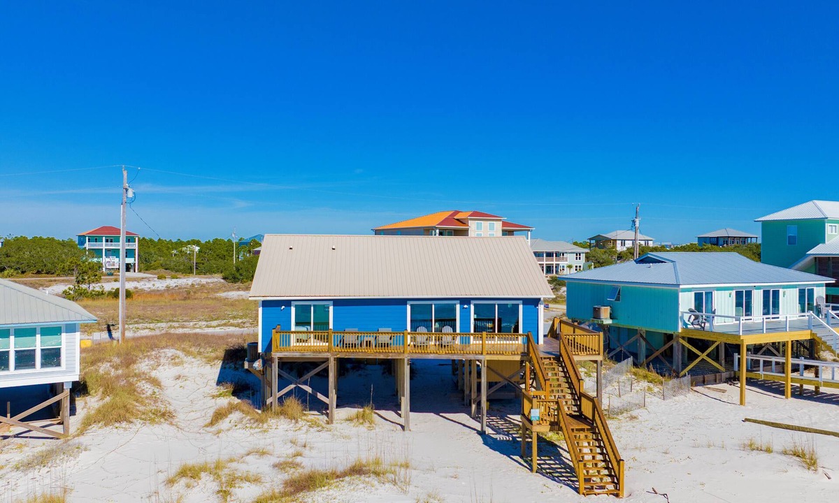 Surf Side Shores House | Beachfront | Pet Friendly | Incredible Views