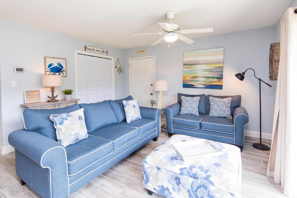 Seagrove Beach House | Beachwood Villas #9E - Sandy Cheeks