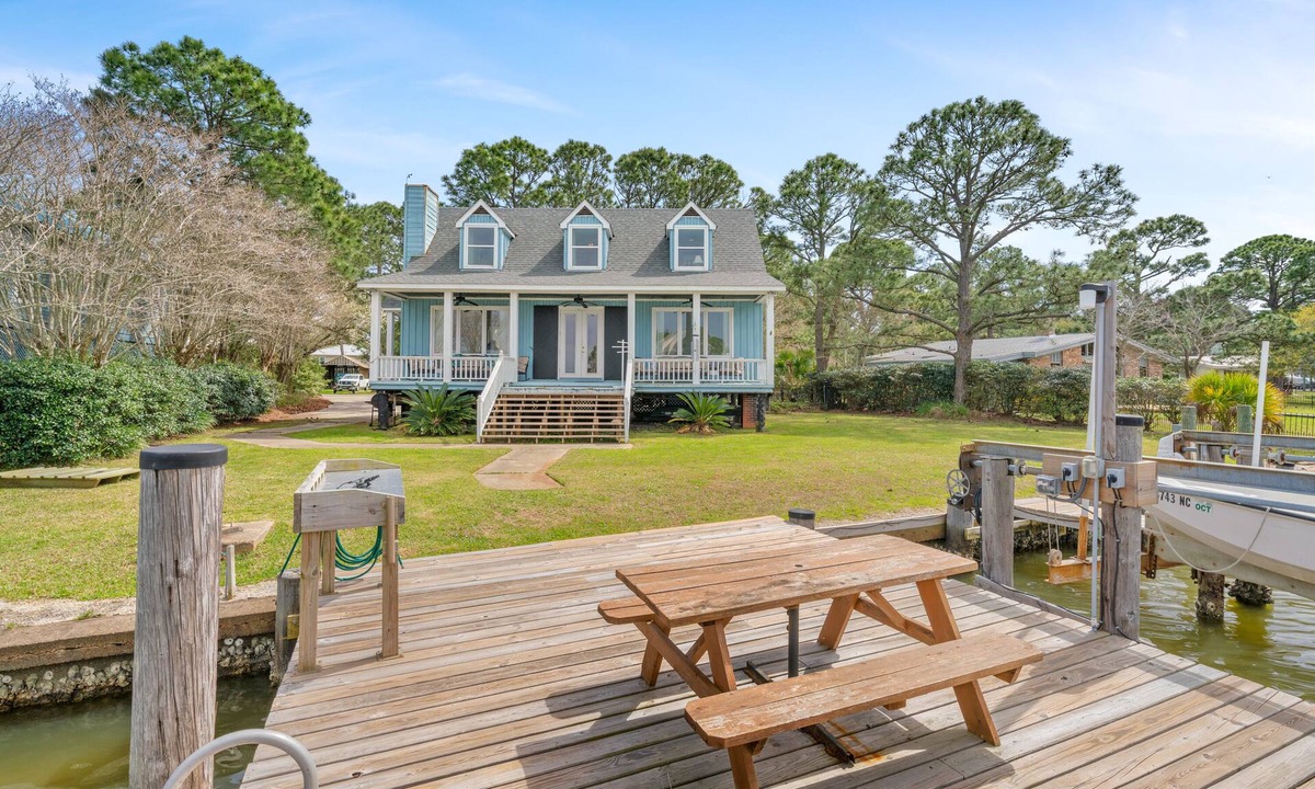 Dauphin Island House | Beautiful home with gorgeous bay view!
