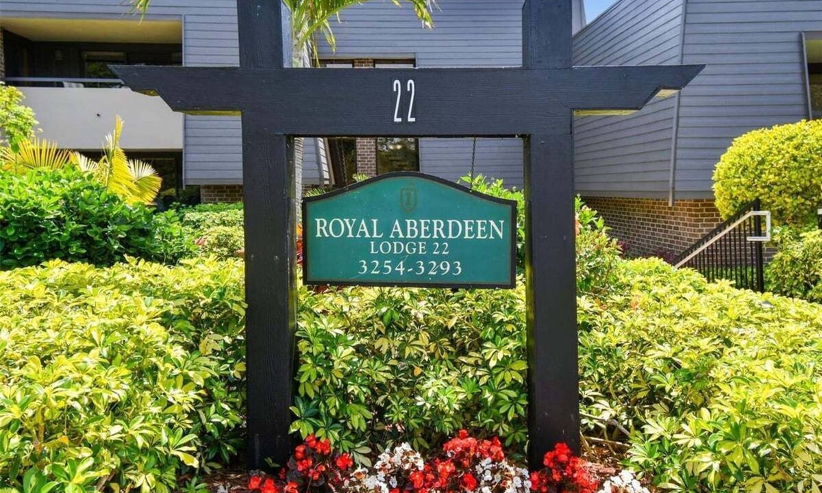 Palm Harbor Condo | Beautiful One room condo with AC in charming Innisbrook Resort