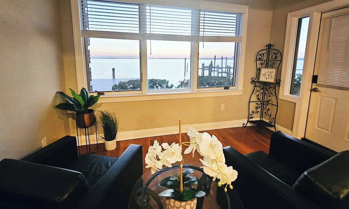 Southbank Apartment | Beautiful Riverview