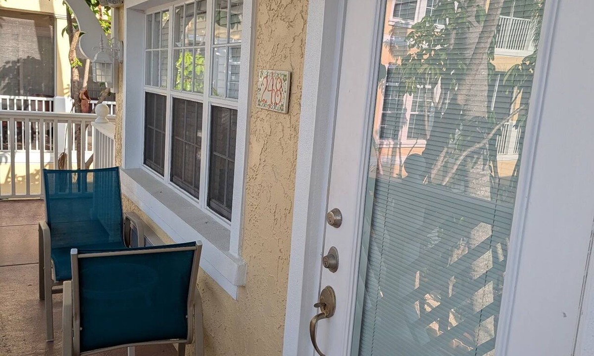 Bradenton Beach Hotel | Beautiful Studio Steps From The Beach