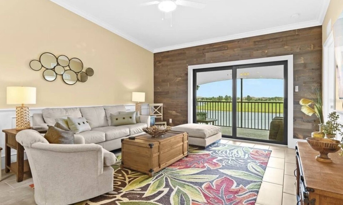 Lakewood Ranch Condo | Beautiful Veranda Condo at Lakewood National Golf Resort, 2 bedroom plus den