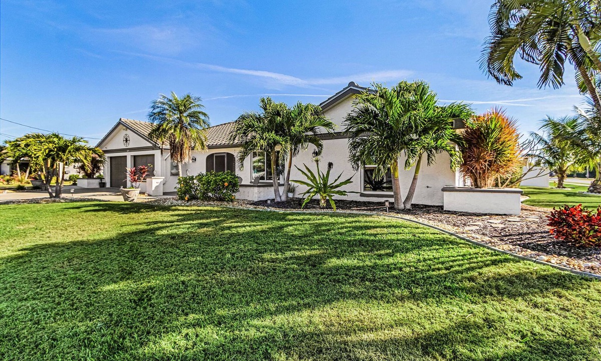 Yacht Club House | Beautiful Water Front Home, Yacht Club, Heated Pool, Gulf Access, 2700 Sq'