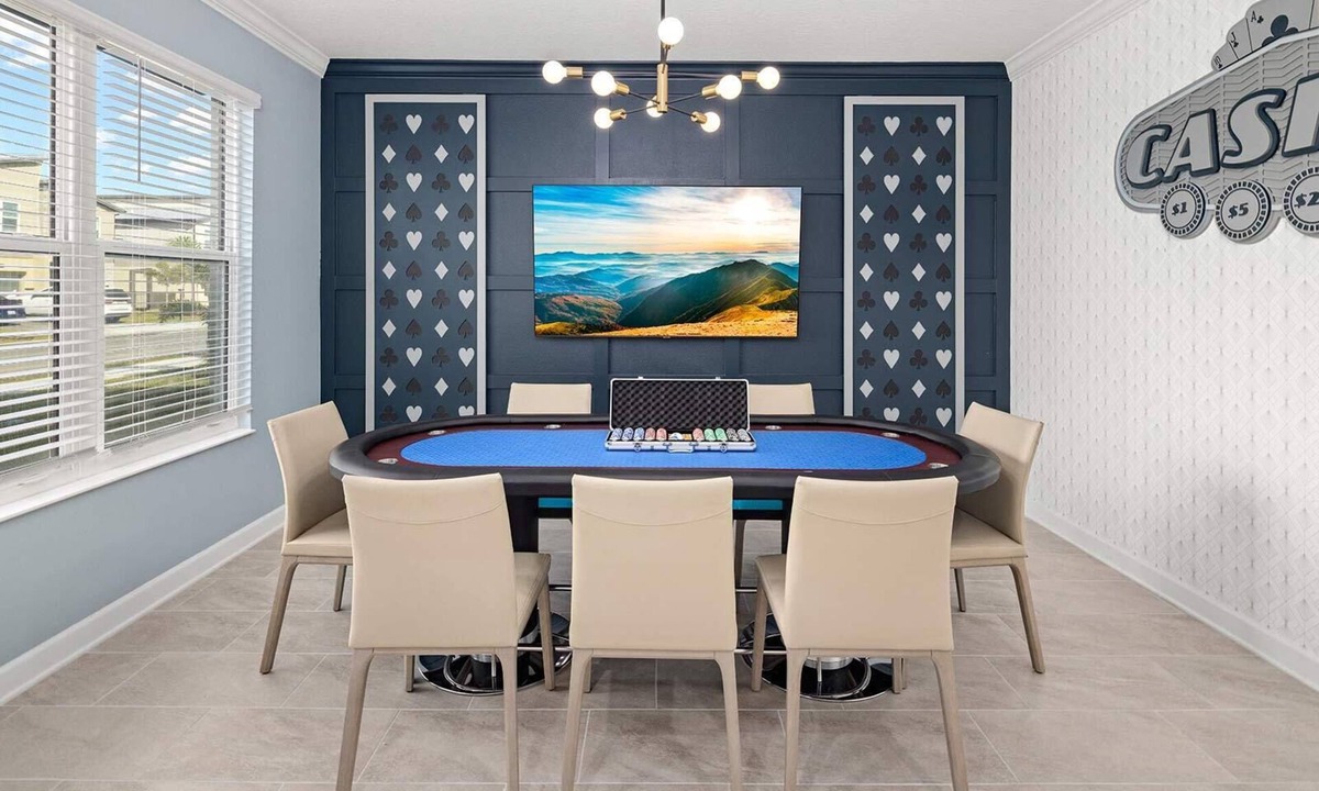 Melbourne Beach House | Beauty & the Beach | Fun 5BR Paradise w/Pool, Casino - Steps to Ocean & River