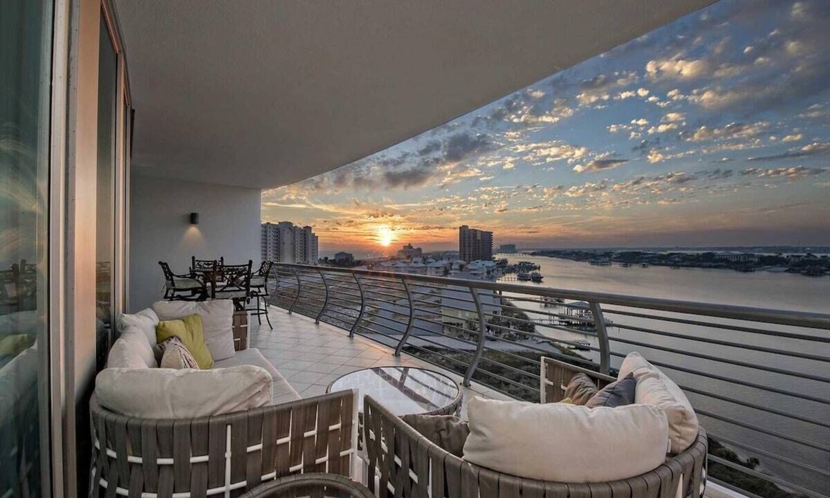 Orange Beach East Condo | Bella Luna 702 a waterfront 3-bedroom condo in Orange Beach by Prickett Properties