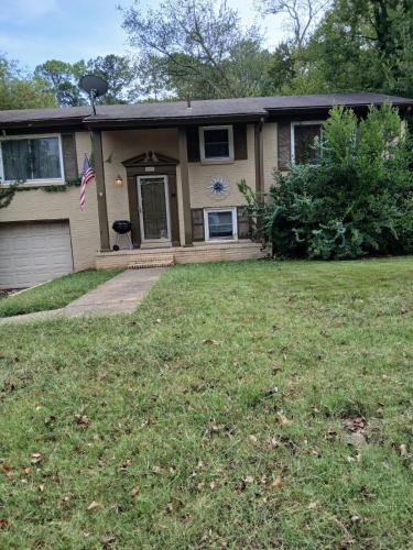 Huntsville House | Belvoir Drive Southern Charmer