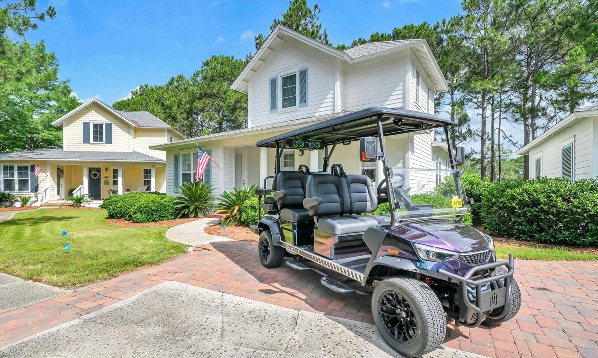 Laurel Grove House | 🦩Book Me Baby! Cottage By The Sea at Sandestin Resort🦩