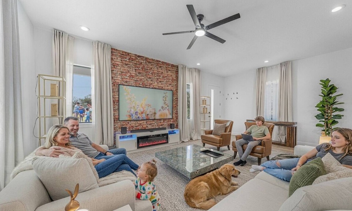 Palm River-Clair Mel House | Brand-New Tampa Home | 3BR/2BA | Sleeps 11 | Game Room + Bunk Beds