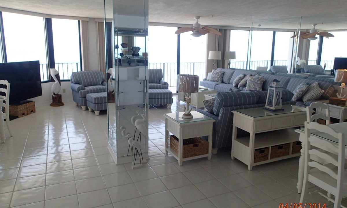 Daytona Beach Shores Condo | Breathtakingly Beautiful, Intoxicating, Titillating, Relaxing, To Be Happy !