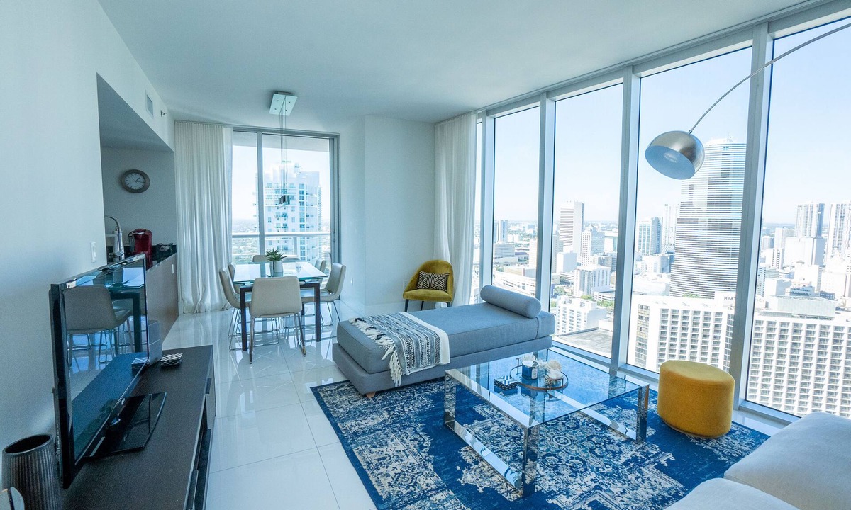 Downtown Miami Condo | Breathtaking view
