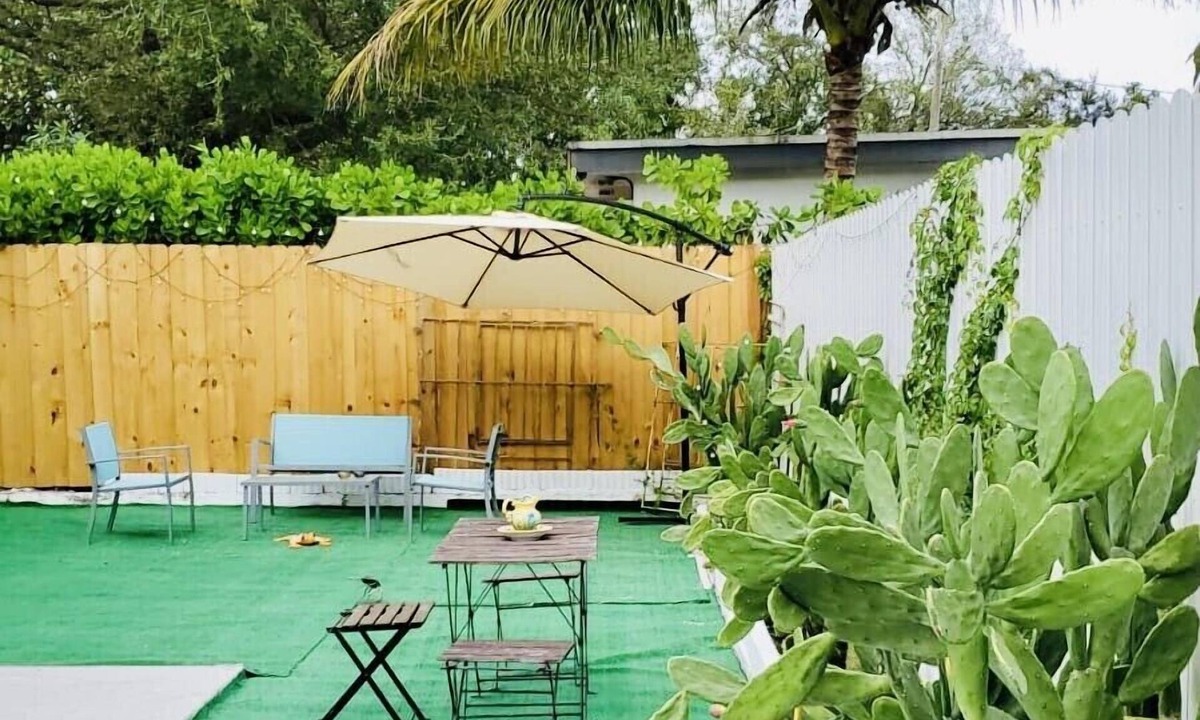Buena Vista House | Buena Vista Miami Pets Welcome, 4 Cars Parking, Private Patio Prime Location
