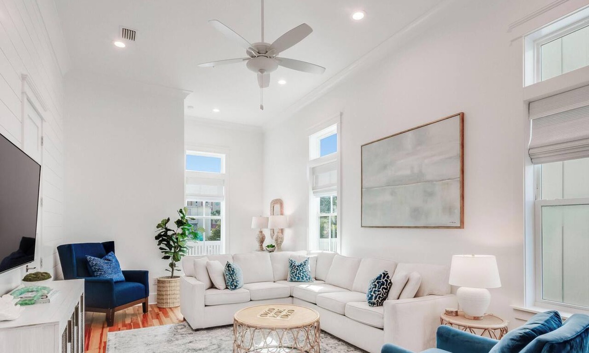 Orange Beach Cottage | BVR 02 - Coastal Cottage by Liquid Life