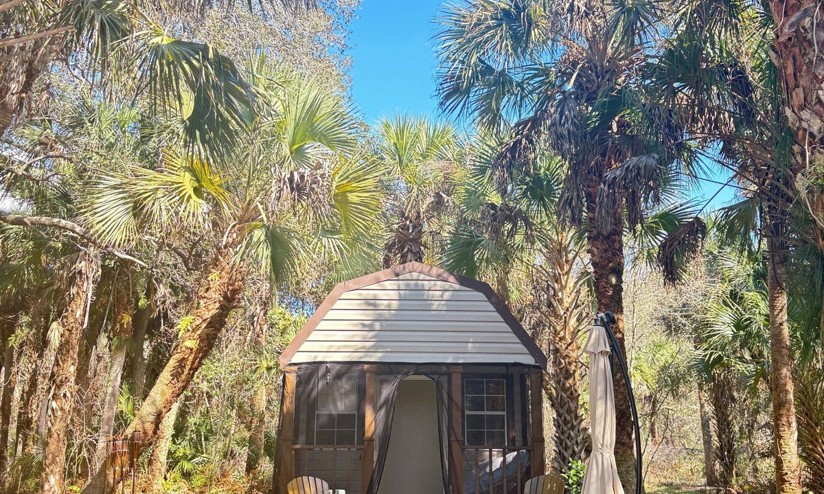 Port Canaveral Cabin | CABIN! 1 Private CABIN on 1 Private ACRE of Florida Land. Glamping off-the-grid!