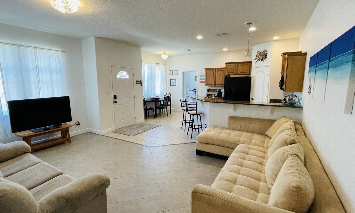 Port Canaveral House | Casa Flamingo on Florida’s Space Coast🦩