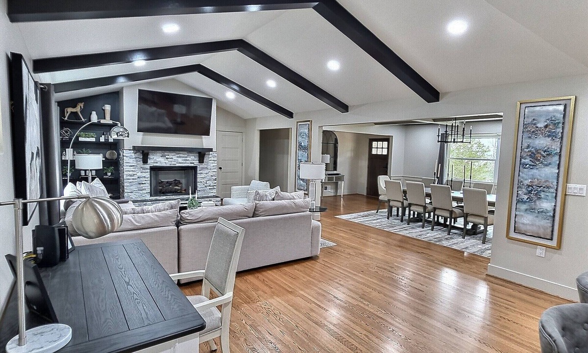 Crestline Heights House | Casa Paloma* Fully Renovated* 5BR* Jacuzzi* Home Gym* Great Location