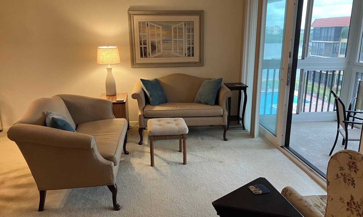 Indian Shores Condo | Charming 1+ BR condo with water view in quiet Indian Shores one block from Gulf!