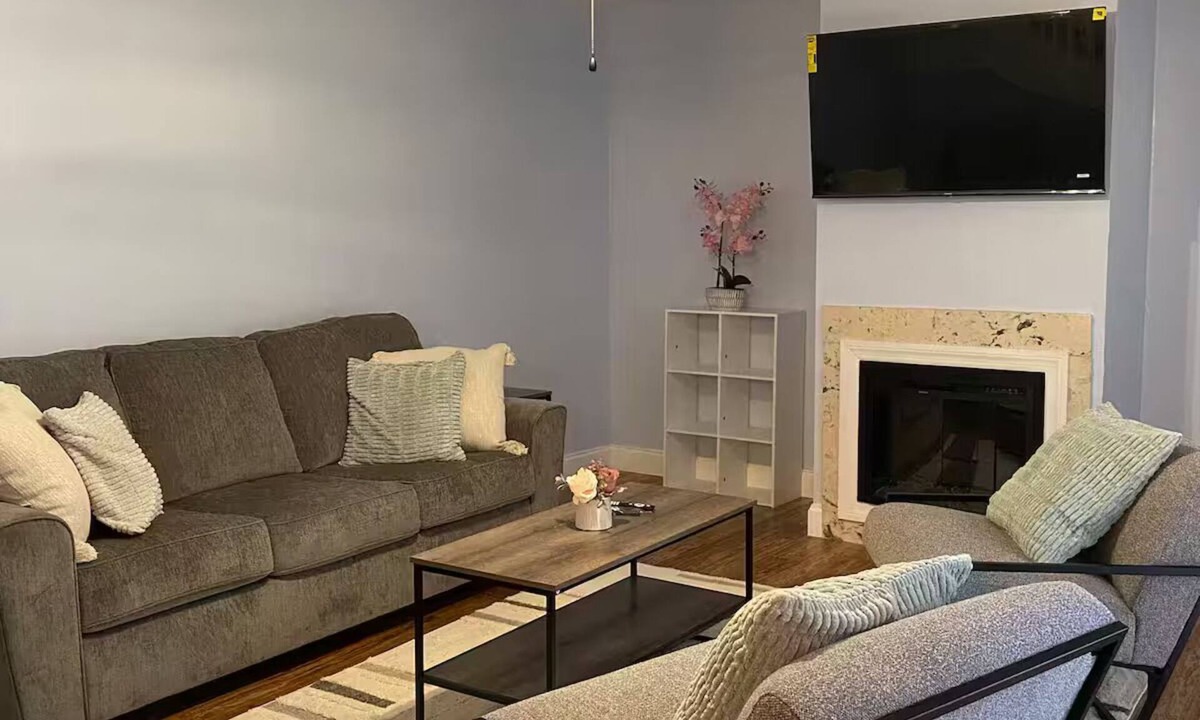 Brown Condo | Charming 2-bedroom condo in amazing New Smyrna Beach