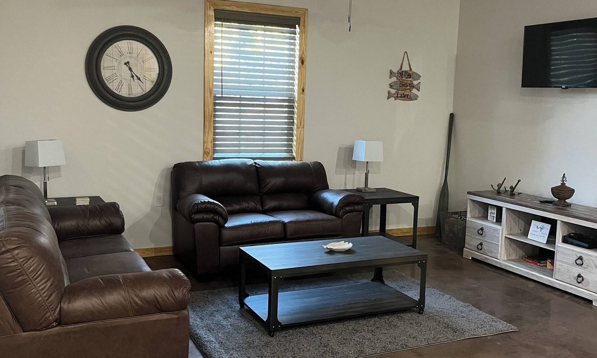 Scottsboro Cabin | Charming Cabin in Scottsboro AL