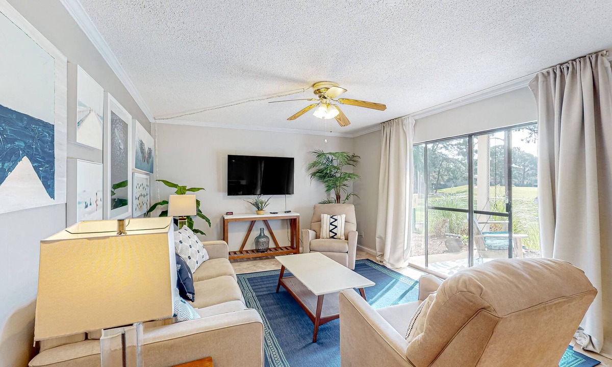 Miramar Beach Condo | Charming Getaway W/Golf Course Views, Patio, Shared Pool/Hot Tub & Beach Access