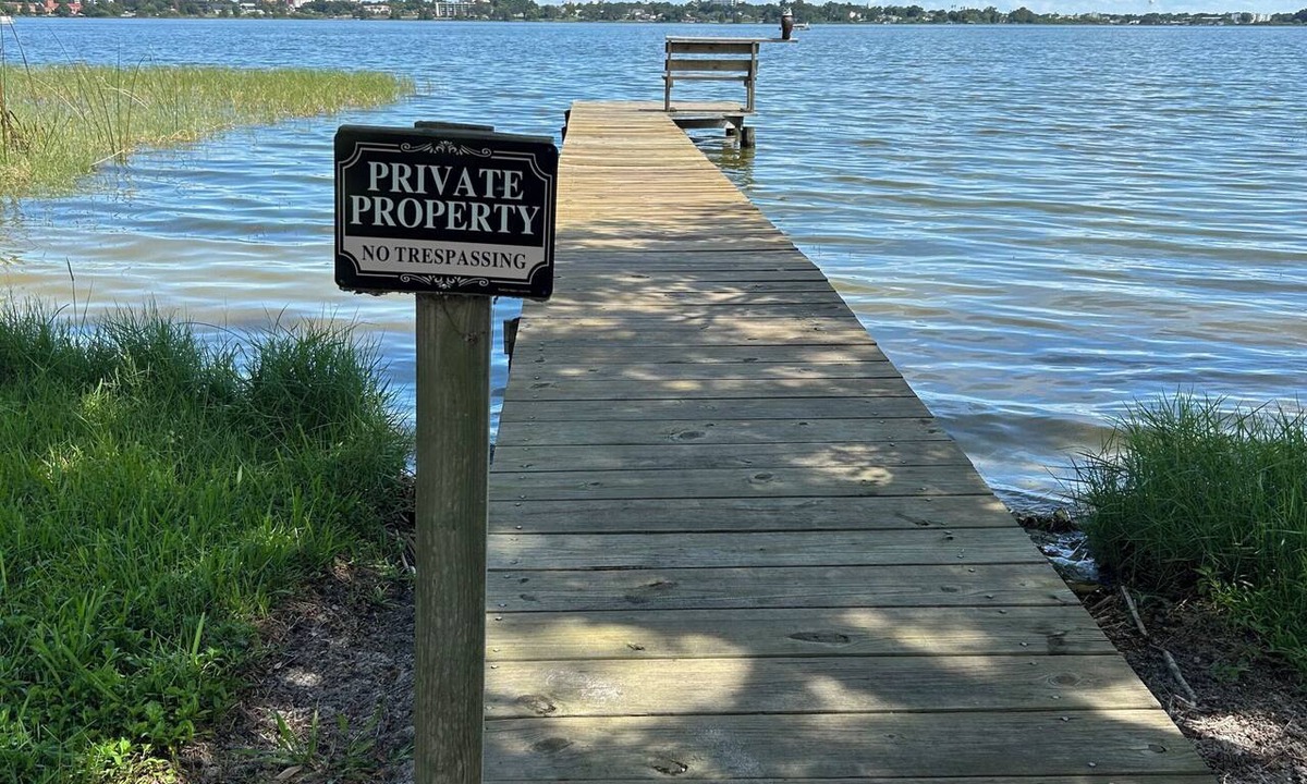 Winter Haven Cottage | Charming Lakeside Cottage