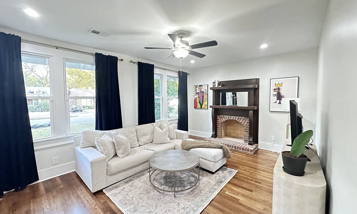 Crosstown House | Charming & Spacious Midtown Home