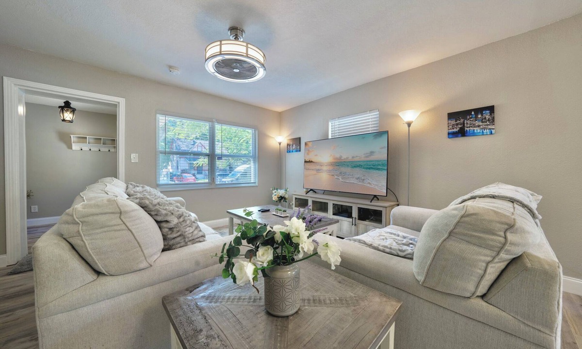 Ybor City House | Chic Haven in Tampa: 3BR/2BA Stylish Sanctuary Awaits You!
