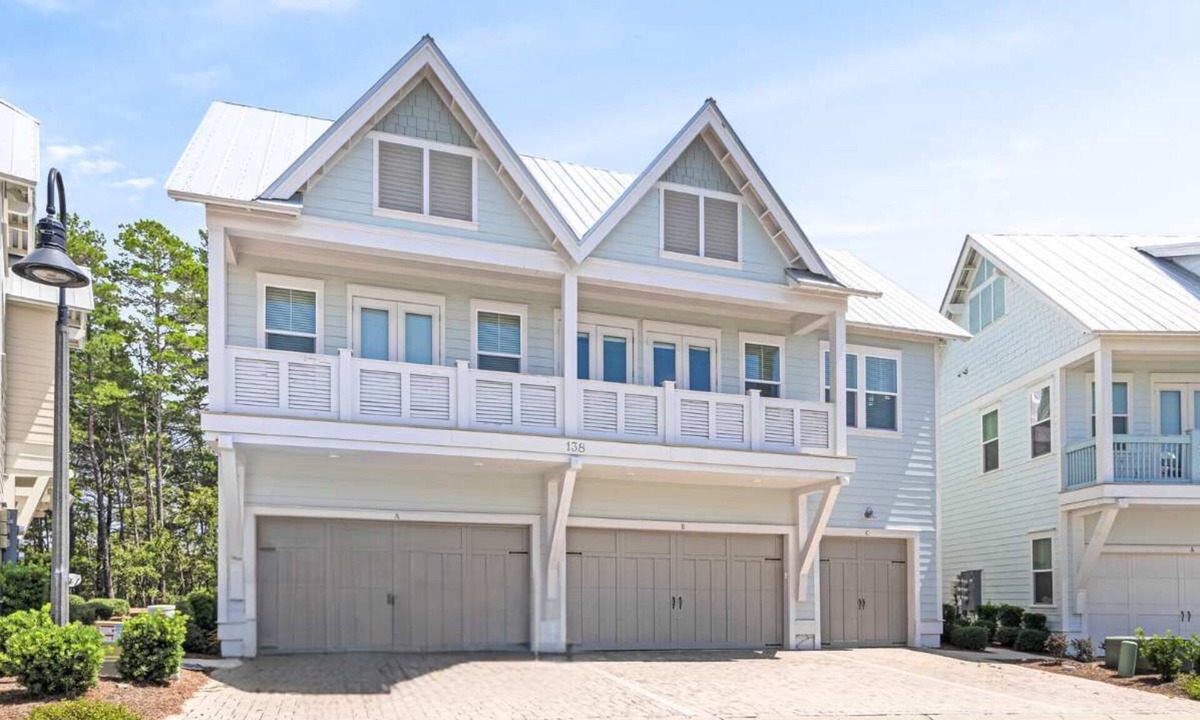 Panama City Beach House | Coastal 3BR Escape | Bikes, Pool & Beach ~ Stay Anchored