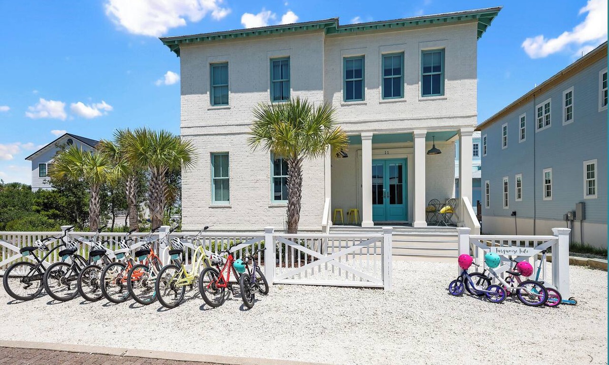 Orange Beach House | Coastal Luxury Retreat with Designer Style — Perfect for Families & Friends